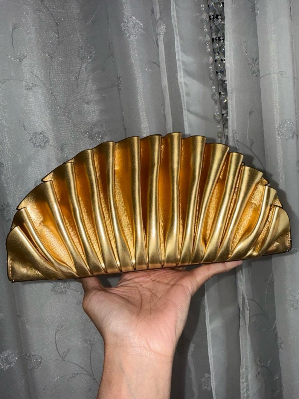 Brand new gold seashell purse purse